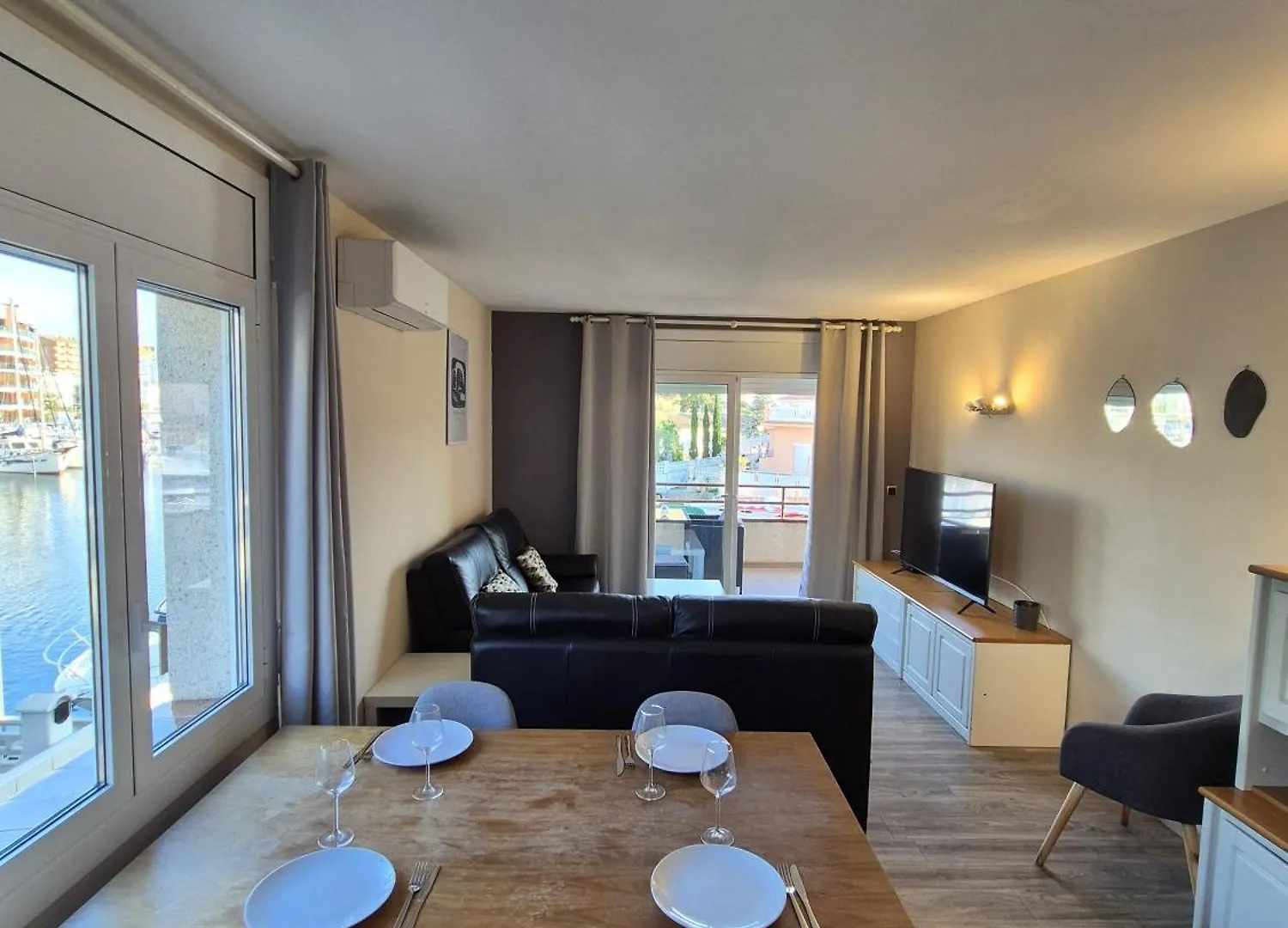 Apartamento Maya Rosas
